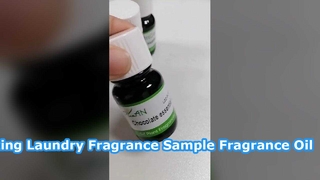 نمونه اسانس عطر لباسشویی با ماندگاری طولانی